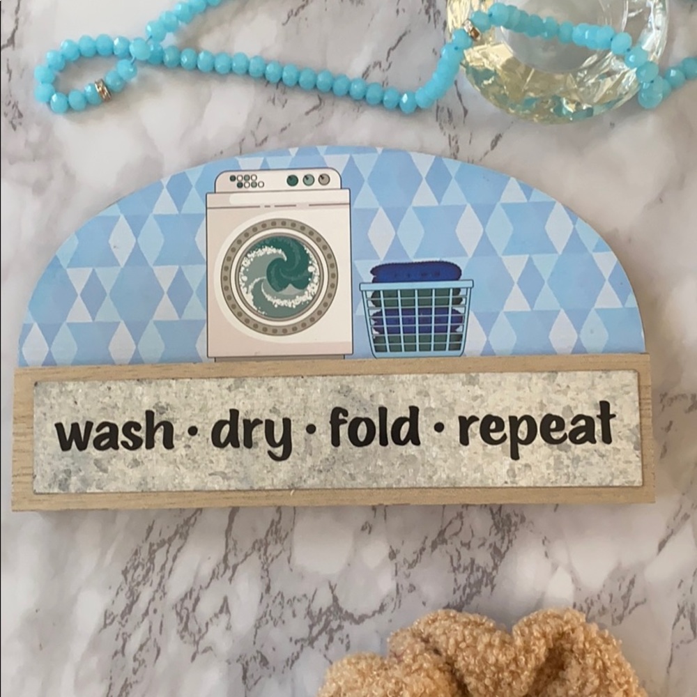 Laundry sign